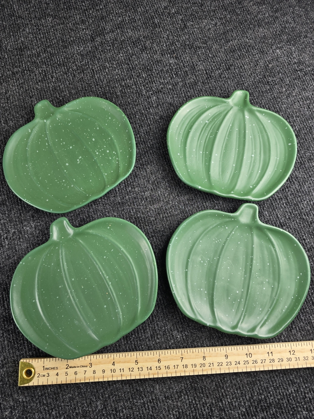 Green Pumpkin-Shaped Melamine Coasters - Set of 4